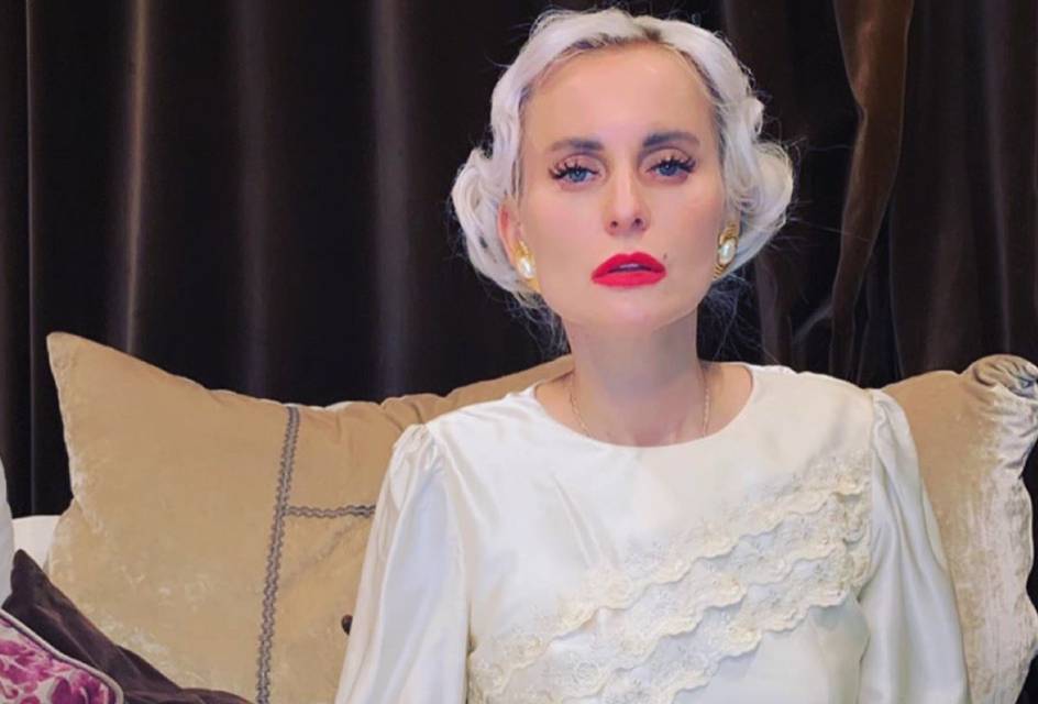 Дарья Миронова - Ясновидящая назвала даты спада эпидемии коронавируса в России и в мире - vm.ru - Россия - Саудовская Аравия