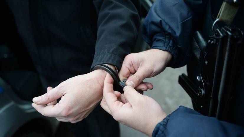 В Нижегородской области задержаны подозреваемые в подделке документов полицейские - russian.rt.com - Нижегородская обл.