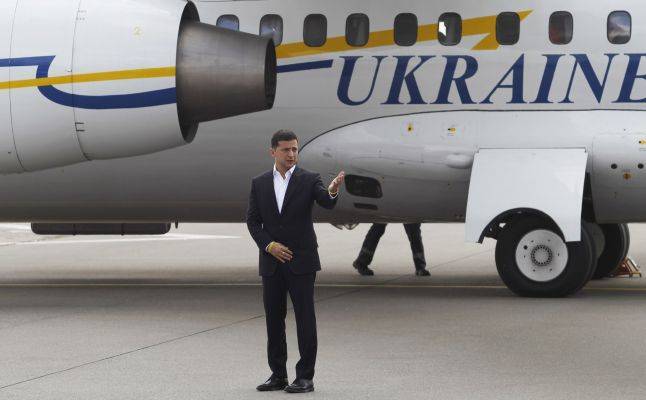 Михаил Погребинский - Эксперт рассказал, почему Зеленскому придется бежать с Украины - eadaily.com - Украина - Киев