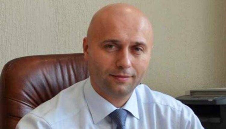 Сергей Новиков - Валентин Коновалов - ФСБ задержала нового замглавы Хакасии при получении взятки - newtvnews.ru - респ. Хакасия