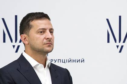 Владимир Зеленский - Снежана Егорова - Зеленского обвинили в некомпетентности и игре на камеру - lenta.ru - Украина