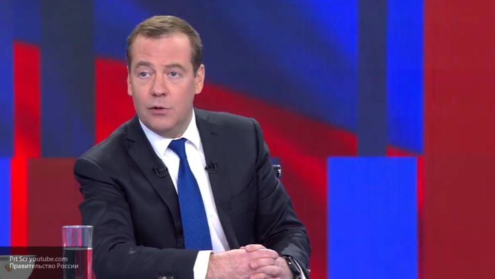 Дмитрий Медведев - НДФЛ и НДС в России могут отменить на время карантина из-за коронавируса - politros.com - Россия