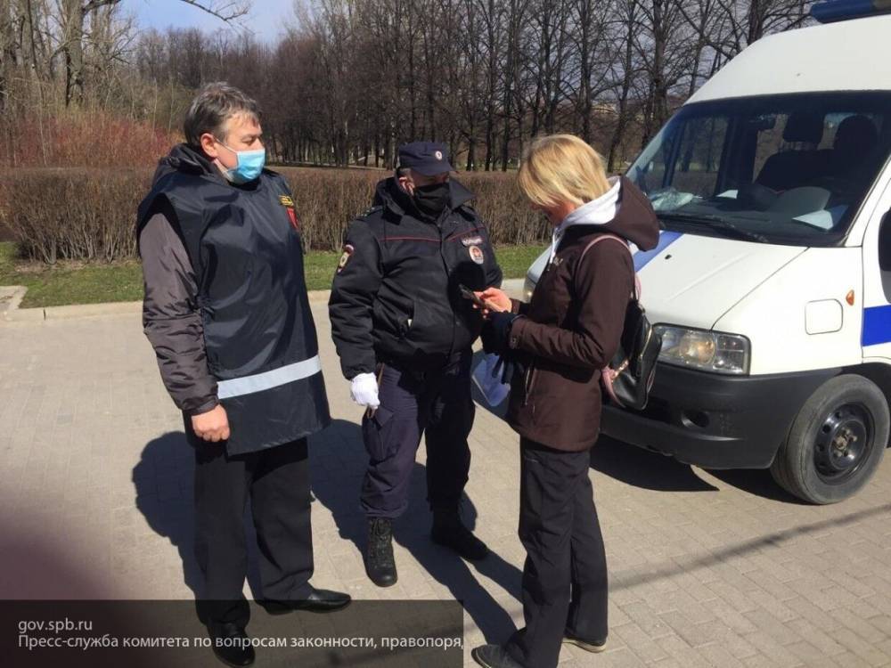 Петербург занял второе место по индексу самоизоляции среди российских городов - politexpert.net - Москва - Россия - Санкт-Петербург - Екатеринбург - Московская обл. - Новосибирск - Нижний Новгород