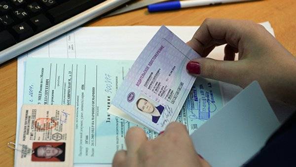 Владимир Путин - Путин продлил истекающие сроки действия паспортов и водительских прав - crimea.ria.ru - Россия - Крым - Симферополь