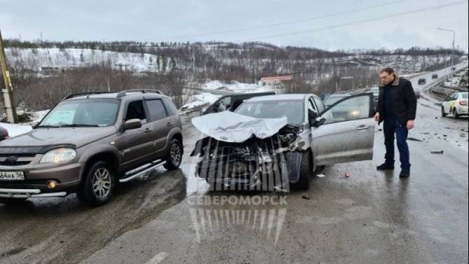 В ДТП на Мурманском шоссе пострадали двое - usedcars.ru - Мурманск - Североморск