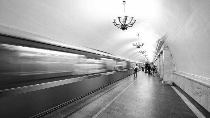 Владимир Путин - Сергей Собянин - Москвичей обязали включать в цифровые пропуска номер проездных карт - piter.tv - Москва - Россия