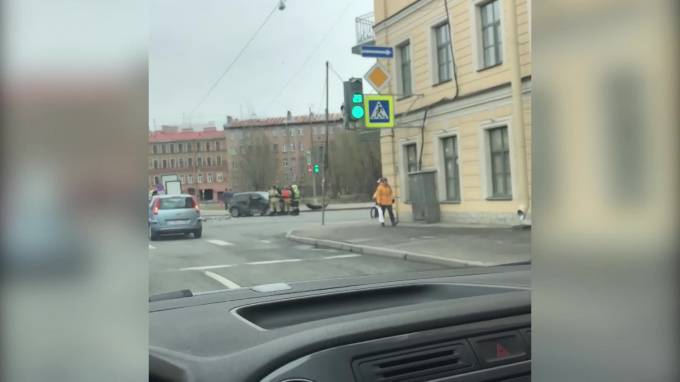На пересечении Обводного канала с улицей Розенштейна произошла авария - piter.tv - Санкт-Петербург