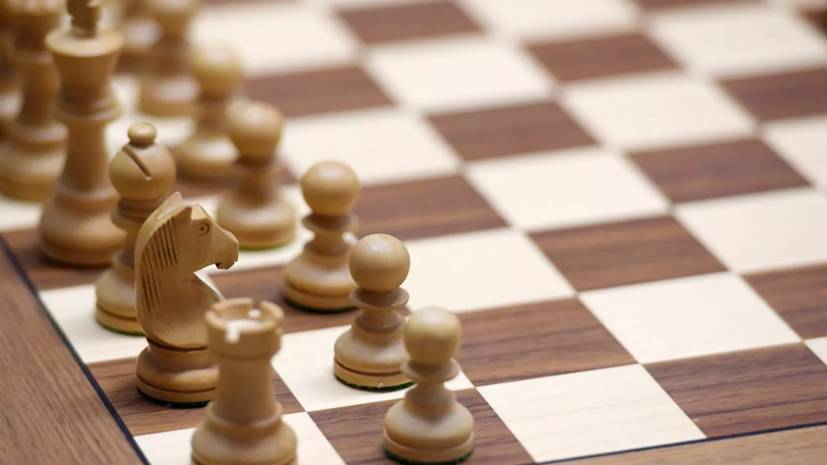 Дин Лижэнь - Алиреза Фируджа - Карлсен обыграл Накамуру в первый день онлайн-турнира по шахматам - russian.rt.com