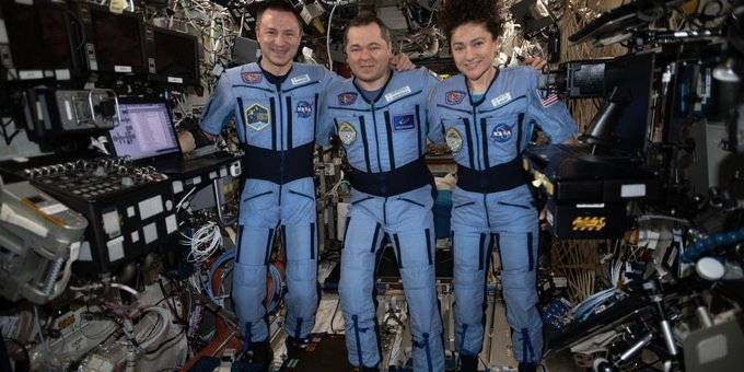 Джессика Меир - Эндрю Морган - Астронавты НАСА возвращаются с МКС на зараженную коронавирусом Землю - usa.one - Россия - New York - Казахстан - союз