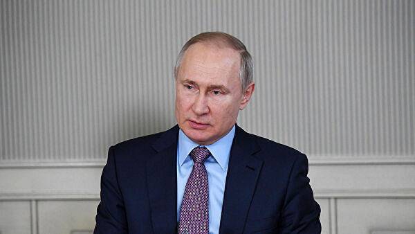 Владимир Путин - Путин перенес срок отчета чиновников о доходах - newtvnews.ru - Россия
