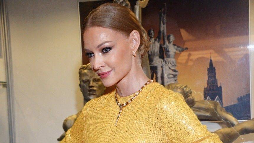 Светлана Ходченкова - «Мисс самые длинные ноги нашего кино!» —Ходченкова в пижамке свела фанатов с ума - 5-tv.ru