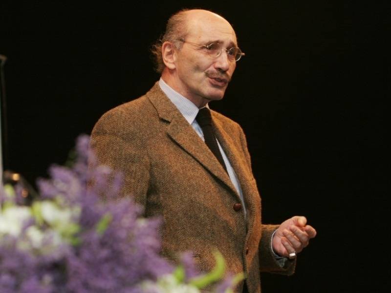 Андрей Колесников - Джонс Хопкинс - Смерть Александра Кабакова и борьба с лесными пожарами: главное к утру 19 апреля - sobesednik.ru - Москва