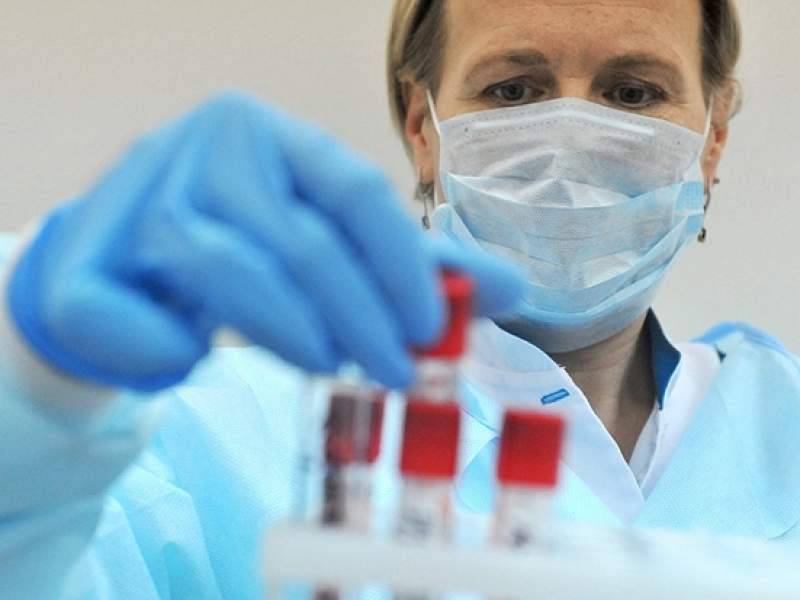 Александр Лукашев - Профессор РАН объяснил низкую смертность зараженных коронавирусом в России - dayonline.ru - Россия - Италия - Испания