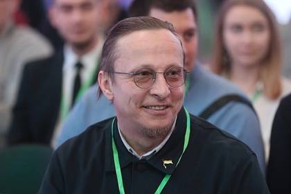 Иван Охлобыстин - Охлобыстина заметили на пасхальной службе «для избранных» в Москве - lenta.ru - Москва