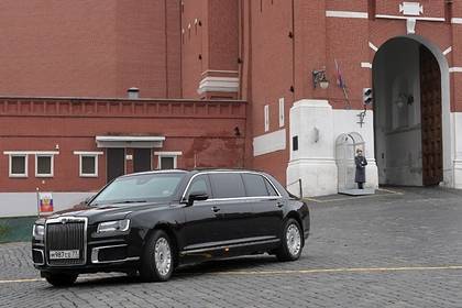 Владимир Путин - Денис Мантуров - Стали известны сроки первой поставки машин из «Кортежа» Путина - lenta.ru - Россия - респ. Татарстан