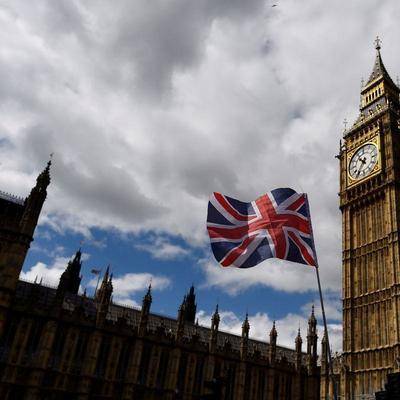 Борис Джонсон - Правительство Великобритании не планирует смягчать режим карантина в следующем месяце - radiomayak.ru - Англия