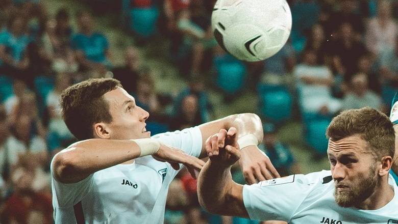 Чемпионат России по футболу возобновят в июне-июле - newizv.ru - Москва - Россия - Токио - Япония