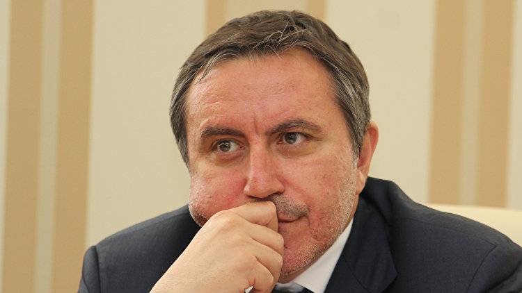 Петр Порошенко - Андрей Портнов - Ленур Ислямов - Как организатор блокад Крыма спасается от украинских судов - crimea.ria.ru - Россия - Украина - Крым - Симферополь