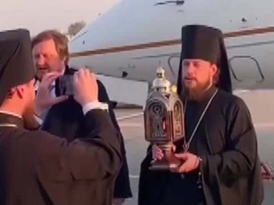 Коломойский отдал свой самолет для доставки благодатного огня на Украину - newtvnews.ru - Москва - Украина - Иерусалим - Стамбул