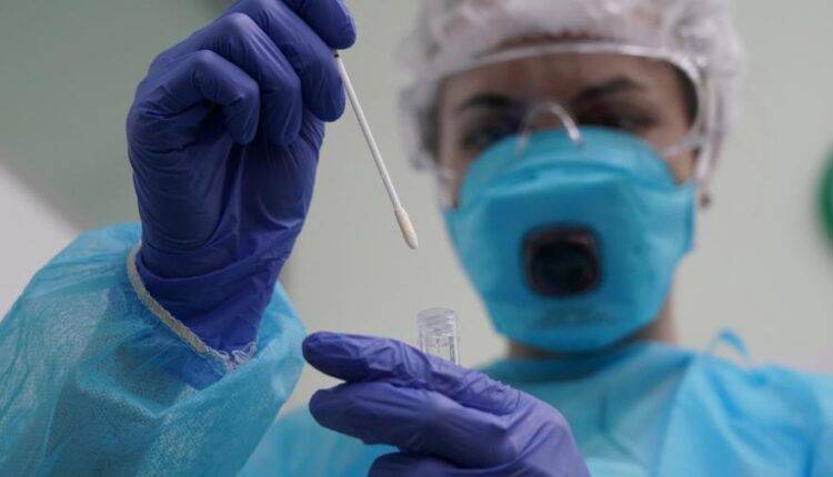 В Липецкой области рассказали о состоянии новых заболевших COVID-19 - newtvnews.ru - Липецкая обл.