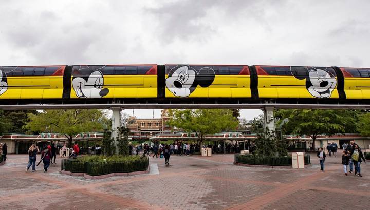 Disney перестает платить зарплату 100 000 сотрудников - vesti.ru