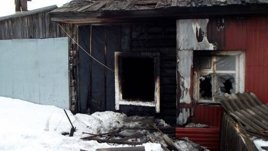 В Тазовском в ночном пожаре пострадала местная жительница - znak.com - окр. Янао