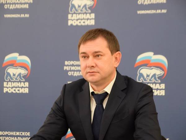Владимир Путин - Андрей Турчак - Андрей Турчак: Никакая пандемия не сделает для нас 9 Мая обычным днем, это священная дата для каждой семьи в России - moe-online.ru - Москва - Россия