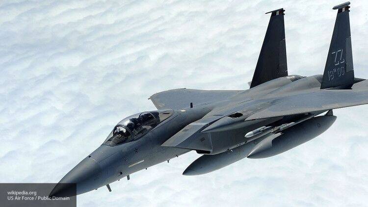 Аглая Чайковская - США заявили, что истребитель F-15 может "пересечь весь мир" - politros.com - США