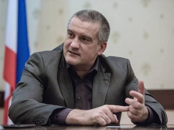 "Никогда не думал, что буду такое говорить": Аксенов призвал россиян не ездить в Крым - nakanune.ru - Крым - Россияне