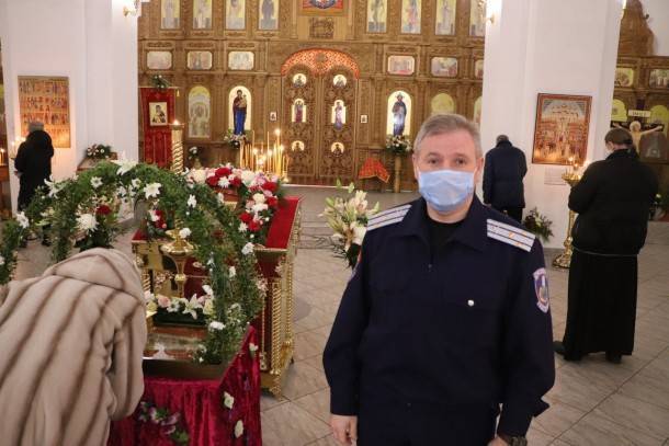 В Коми казачество проследило за социальной дистанцией в православных храмах - bnkomi.ru - респ. Коми