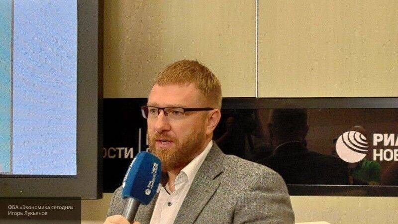 Малькевич предупредил россиян о популярных фейках про COVID-19 в РФ - inforeactor.ru - Россия - Нижегородская обл.