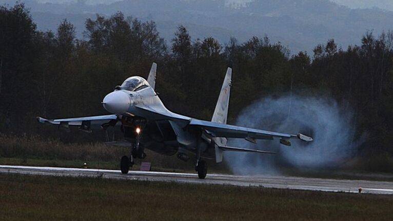 Минобороны РФ сообщило о летевшем в сторону российских объектов в Сирии самолете ВМС США - riafan.ru - Россия - США - Сирия - Дамаск