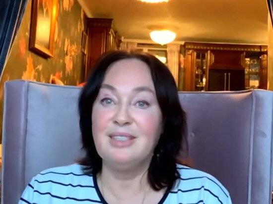 Лариса Гузеева - Дмитрий Борисов - Гузеева обвинила россиян в “дебилизации” из-за их нежелания самоизолироваться - readovka.news - Москва
