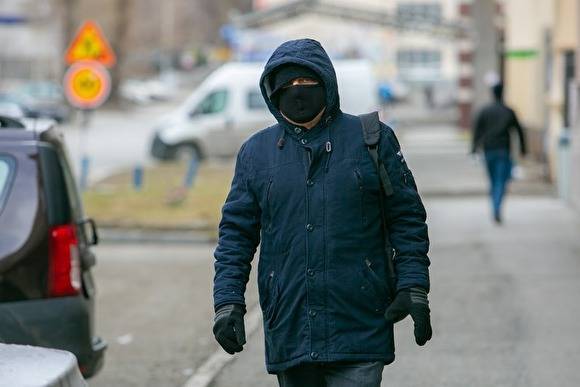 В центре Владикавказа проходит стихийный митинг против режима самоизоляции - znak.com - респ. Алания - Владикавказ - окр. Скфо