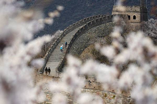 Пекин начал реставрацию отдаленных участков Великой Китайской стены - trud.ru - Китай - Пекина