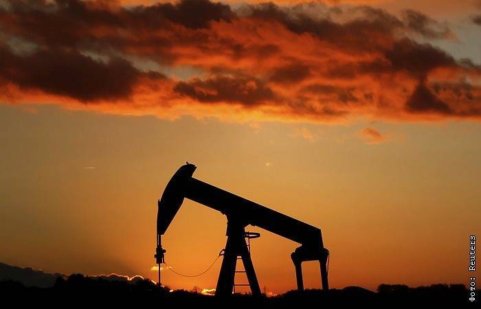 Нефть WTI упала до минимума за 21 год накануне истечения майского контракта - interfax.ru - Москва - США - Лондон - Нью-Йорк