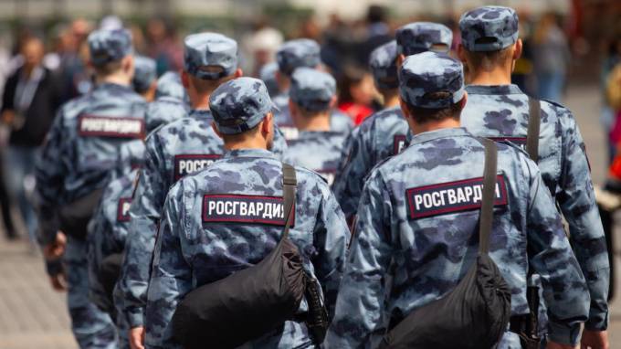 Росгвардии выделили более миллиарда рублей на аппараты ИВЛ - piter.tv