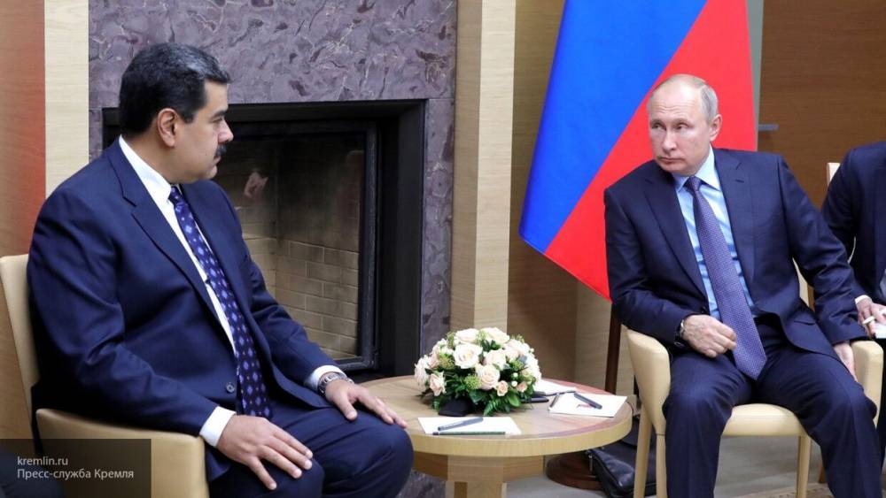 Владимир Путин - Николас Мадуро - Аглая Чайковская - Путин и Мадуро провели телефонный разговор по коронавирусу и нефтедобыче - politros.com - Россия - Венесуэла