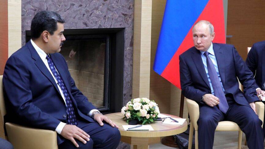 Владимир Путин - Николас Мадуро - Путин обсудил по телефону с Мадуро ситуацию с коронавирусом - riafan.ru - Москва - Россия - Венесуэла