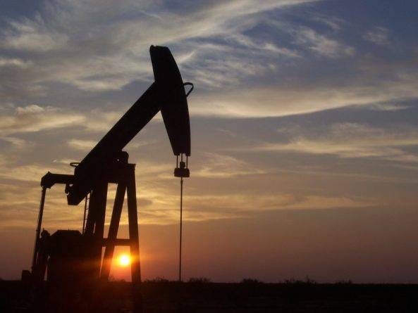 Нефть в США: впервые в истории цена за баррель рухнула ниже нуля - usa.one - Россия - США - state Texas - Техас - штат Оклахома