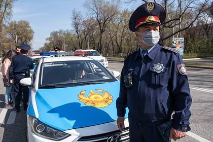 Аскар Мамин - Казахстан начал смягчать карантин - lenta.ru - Казахстан - Алма-Ата