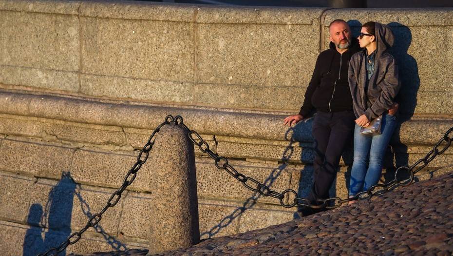 Петербуржцы перестали сидеть дома и снизили средний индекс самоизоляции - dp.ru - Москва - Санкт-Петербург - Нижний Новгород - Пермь