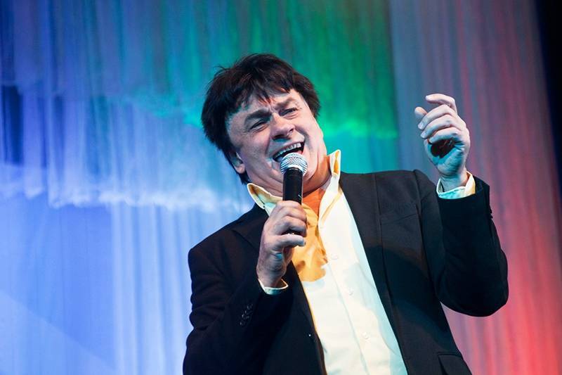 Александр Серов - Александр Серов распродает свои машины: "Лучше уже не будет" - tvc.ru