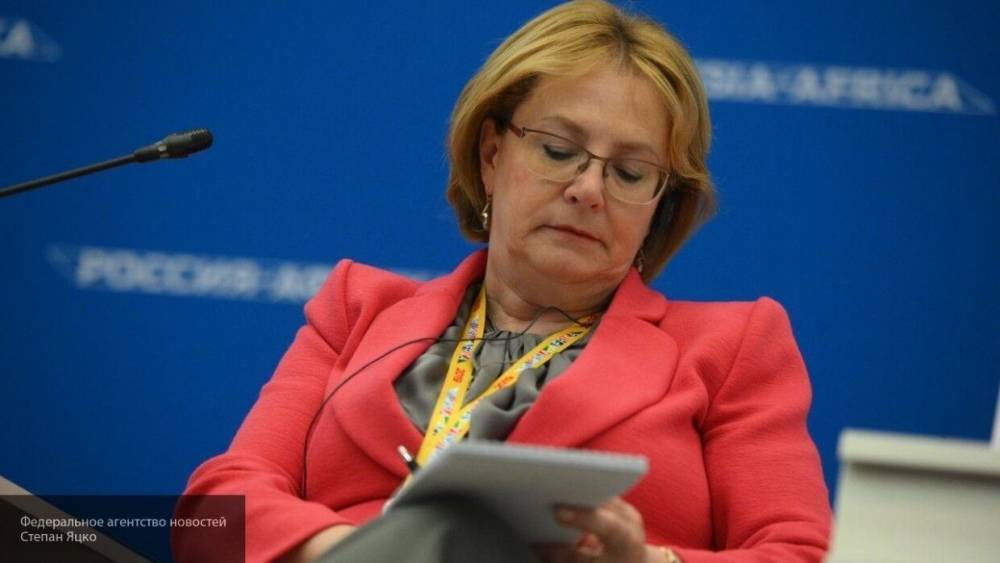 Вероника Скворцова - Пик заболеваемости COVID-19 в России наступит в мае, считает Скворцова - polit.info - Россия