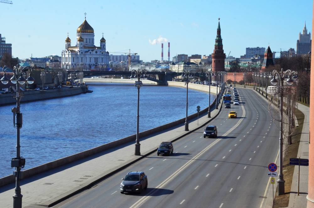 Список подпадающих под налог на роскошь автомобилей расширили в России - vm.ru - Россия