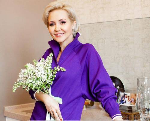 Василиса Володина - Надежда Бабкина - Тамара Глоба - Не увольнение, а переезд: Володина заменит Бабкину в «Модном приговоре»? - vistanews.ru