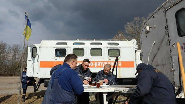 Сталкеры поневоле — ГСЧС Украины рассказала о быте пожарных в зоне ЧАЭС - eadaily.com - Украина - Киевская обл. - Кировоградская обл. - Днепропетровская обл. - Хмельницкая обл. - Винницкая обл. - Гсчс