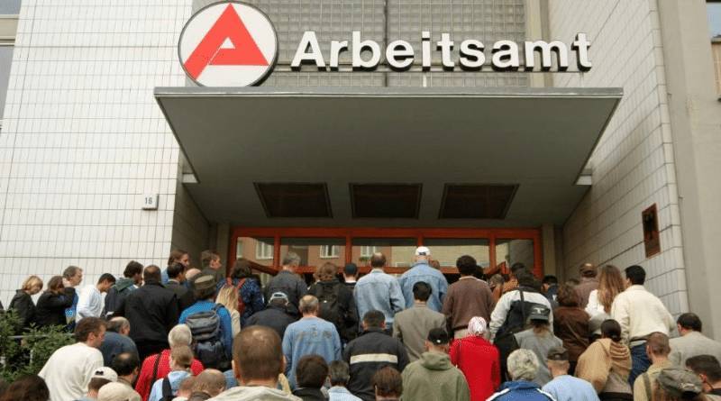 Хубертус Хайль - Небольшая зарплата или Hartz-IV: что нужно изменить властям, чтобы был смысл работать? - germania.one - Германия - Бавария