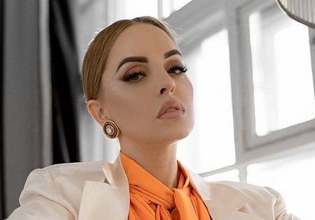 Юлия Ефременкова впервые рассказала о причинах увольнения из «Дома-2» - vm.ru - Сейшелы