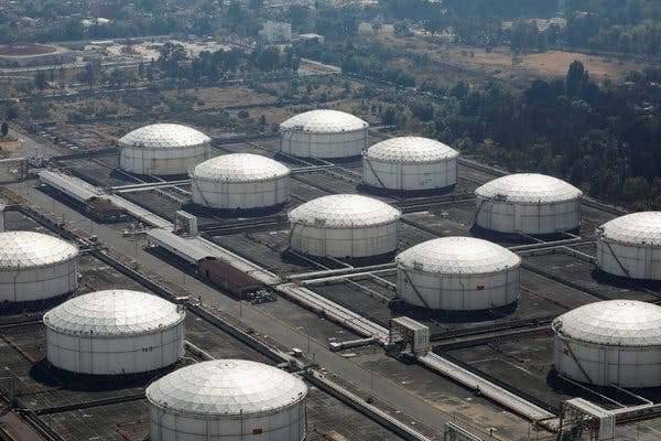 «Минусовая» нефть спровоцировала охоту на свободные хранилища в США - eadaily.com - США - штат Оклахома